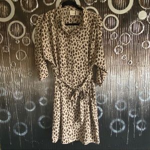 Chicos 1.5 leopard dress with pockets and tie belt